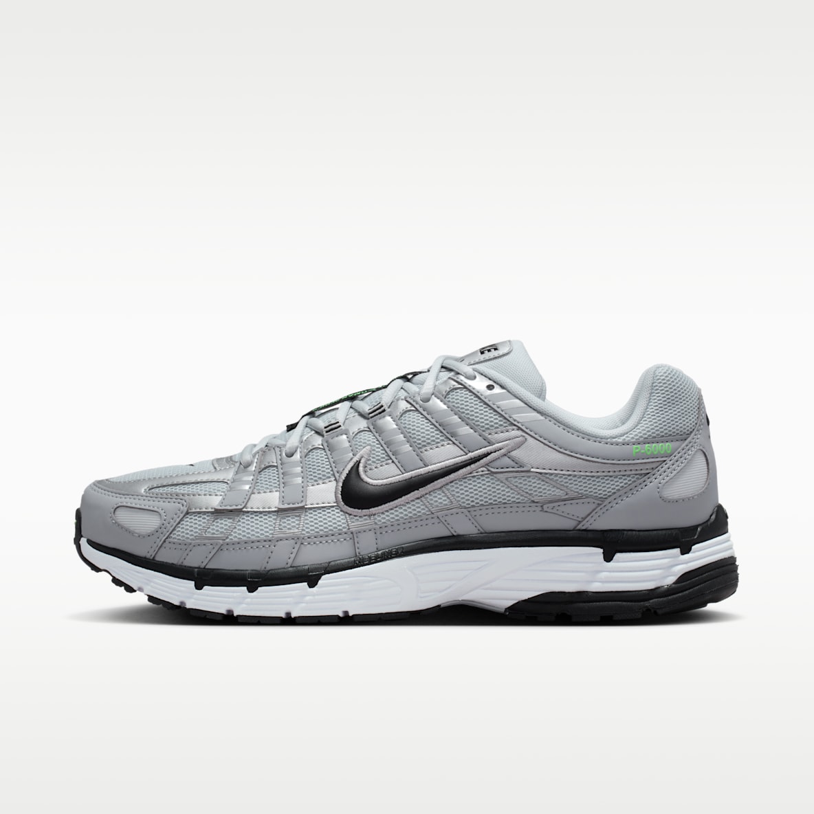Nike P-6000 Trainers. Nike CA